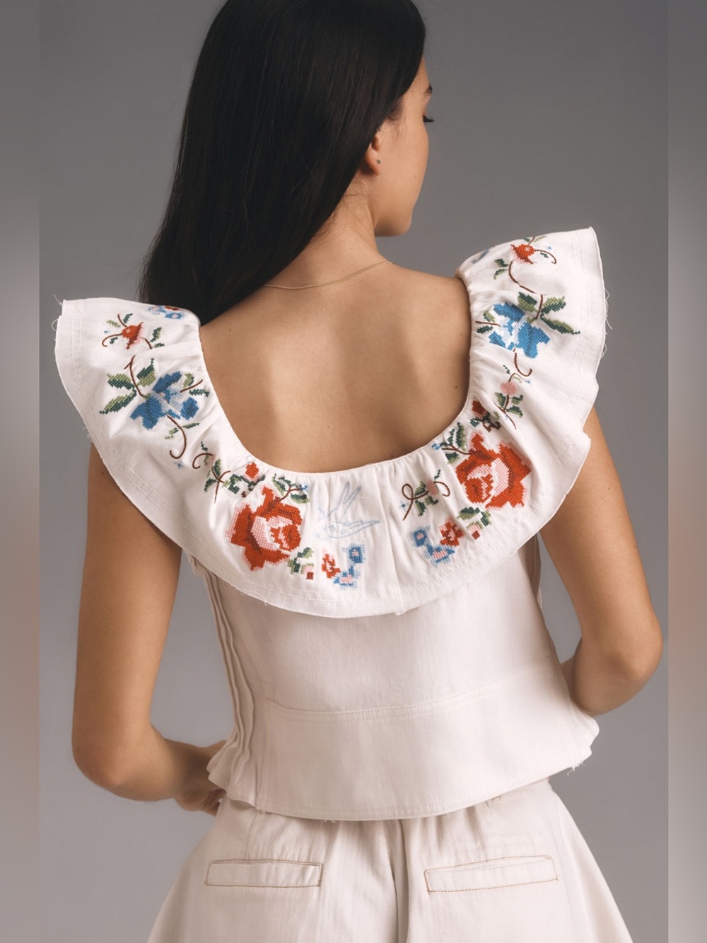 PILCRO Embellished Ruffle Collar Embroidered Top Size 1X - Picture 2 of 9